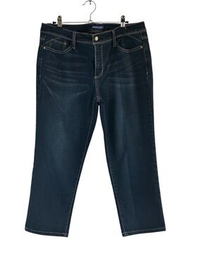 Bandolino Selene Women’s Dark Wash Capri Jeans Size 10 Stretch Cropped